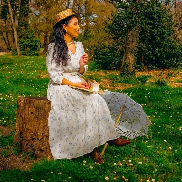 Women's White Floral V-Neck Tiered Maxi Dress #130 - Picture 9 of 10